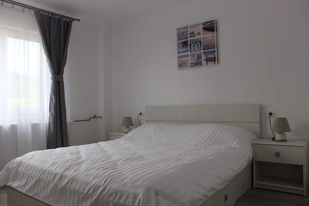 Apartament Anais Călimăneşti Bagian luar foto