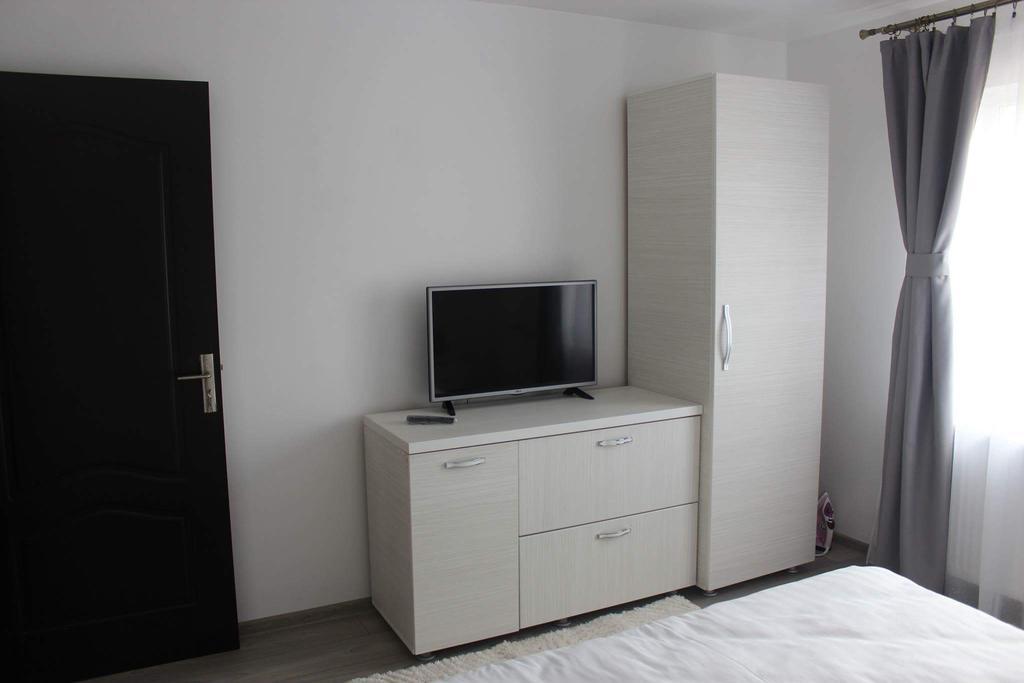 Apartament Anais Călimăneşti Bagian luar foto